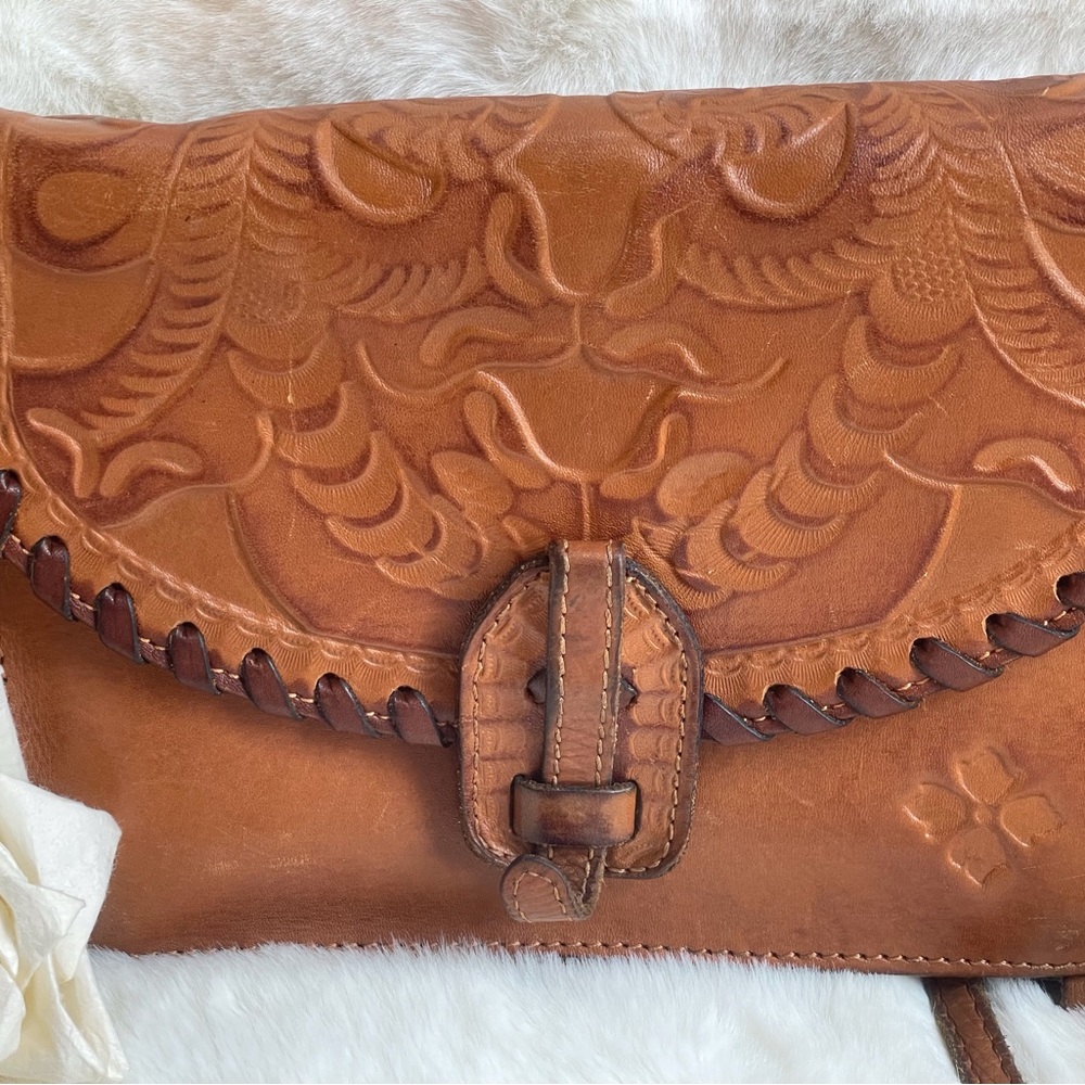 Great Condition PATRICIA NASH CROSSBODY Embossed Leather Detailing & 2 STRAPS - Picture 3 of 14